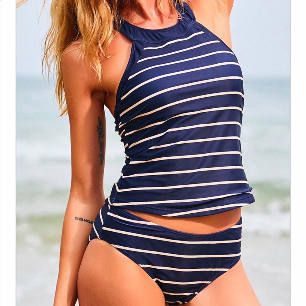 Beachsissi navy striped tankini set